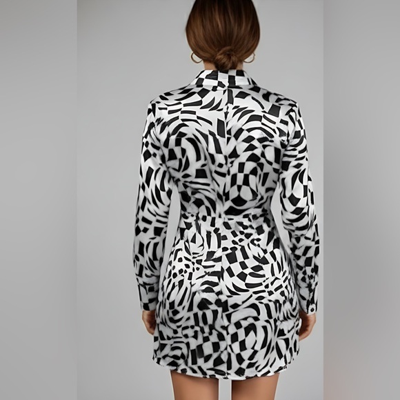 Black And White Geo Print Twist Front Shirt Dress - Picture 4 of 9